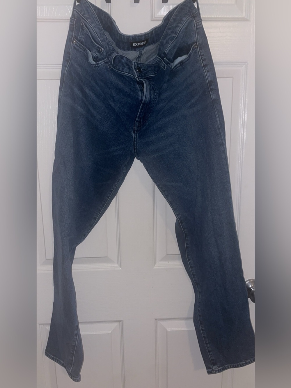 Express Men's Straight-Leg Jeans in Dark Blue Wash